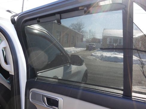 Used 2020 Ford Explorer Limited image 34