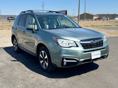 Used 2018 Subaru Forester 2.5i Limited AWD/4WD image 37