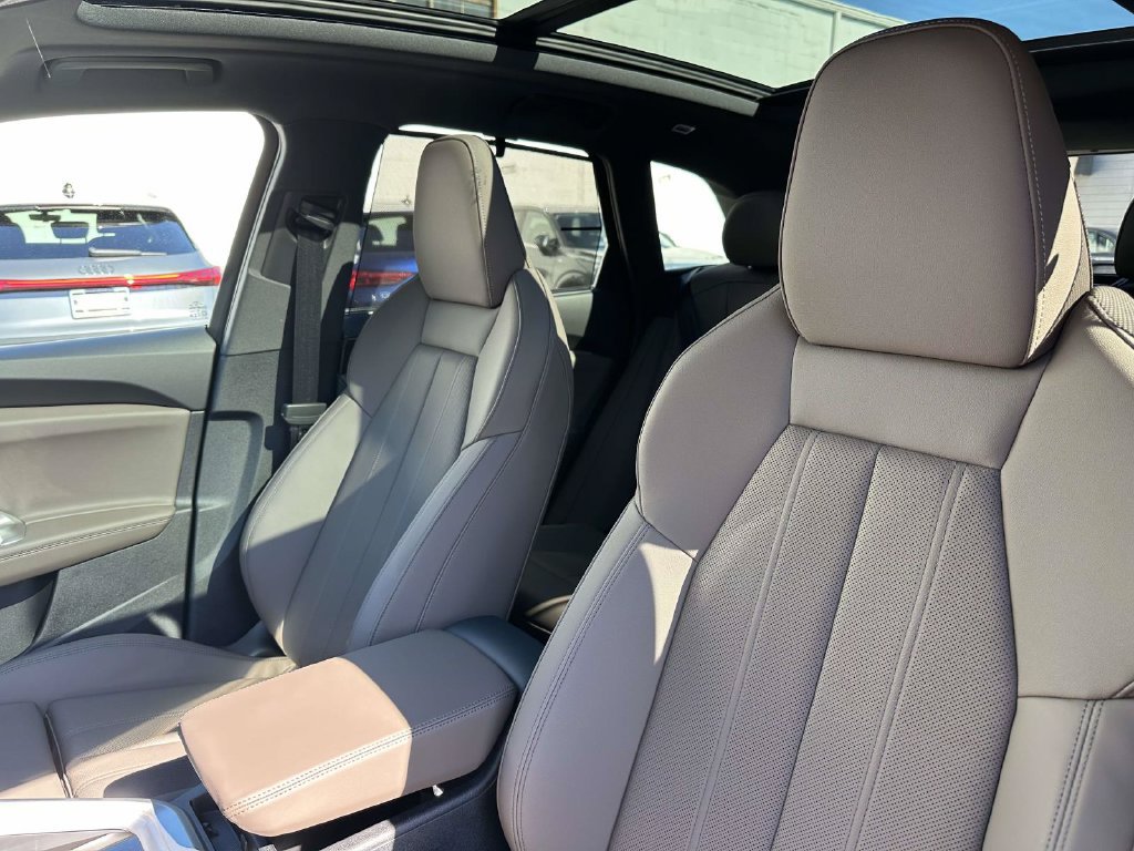 New 2026 Audi Q5 Premium Plus AWD/4WD image 17