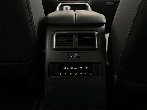 Used 2025 MAZDA CX-90 3.3 Turbo w/ Preferred Package image 13