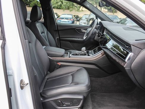 Used 2022 Audi Q7 2.0T Premium Plus w/ Premium Plus Package image 16