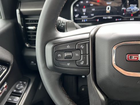 Used 2023 GMC Sierra 1500 AT4 w/ AT4 Preferred Package AWD/4WD image 25