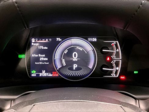 Used 2021 Lexus ES 300h w/ Premium Package image 25