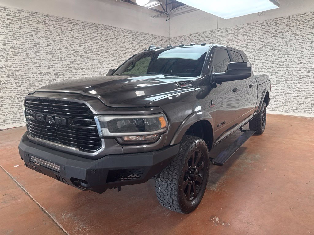 Used 2020 RAM 2500 Laramie w/ Night Edition AWD/4WD image 3