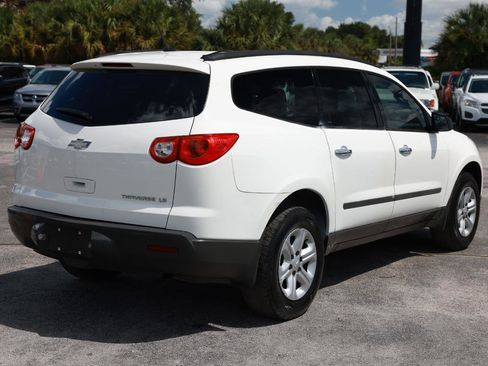 Used 2012 Chevrolet Traverse LS FWD image 11