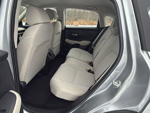 Used 2023 Honda HR-V LX image 23