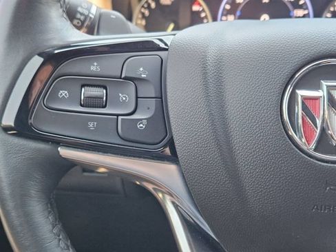 Used 2023 Buick Enclave Avenir w/ Avenir Technology Package FWD image 28