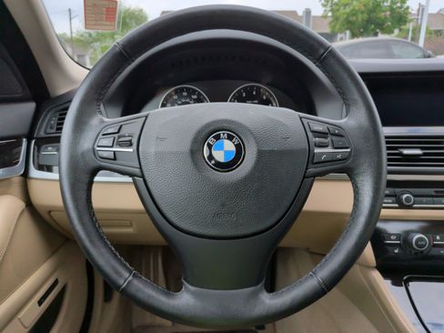 Used 2012 BMW 535i xDrive Sedan image 21