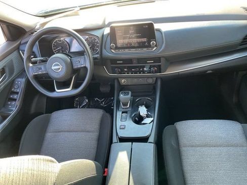 Used 2023 Nissan Rogue SV FWD image 7