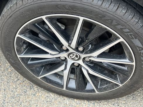 Used 2023 Toyota Camry SE FWD image 17