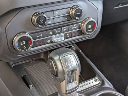 Used 2025 Ford Bronco Big Bend AWD/4WD image 22