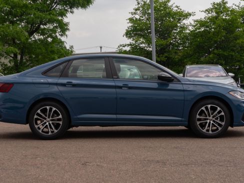New 2025 Volkswagen Jetta Sport image 7