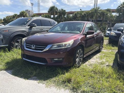 Used 2015 Honda Accord Sport image 3