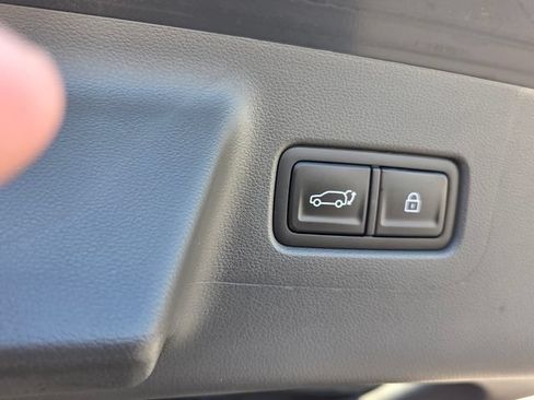 Used 2026 Hyundai Santa Fe SE FWD image 13