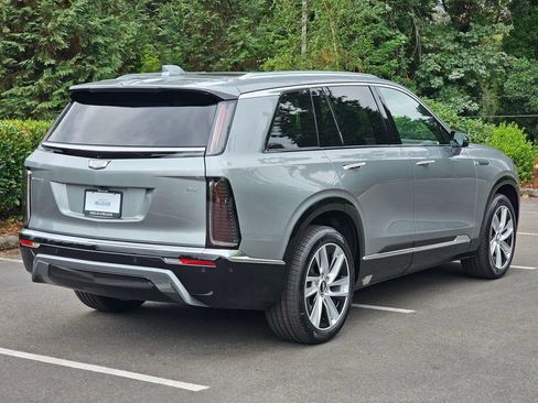 New 2027 Cadillac Vistiq Luxury AWD/4WD image 5