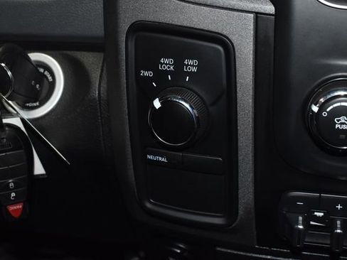 Used 2018 RAM 2500 Tradesman w/ Chrome Appearance Group image 20