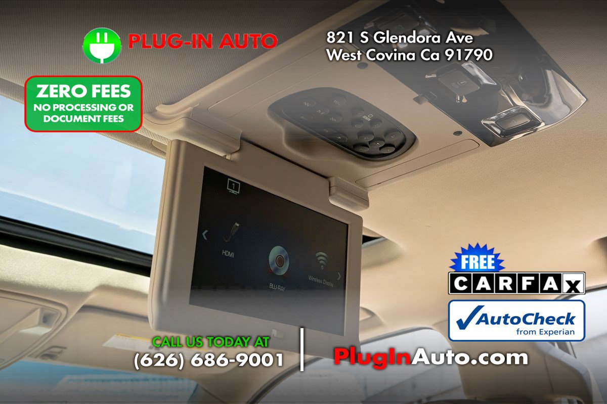 Used 2020 Cadillac Escalade Premium Luxury AWD/4WD image 3