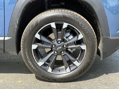 Used 2026 Chevrolet Equinox RS w/ Convenience Package III image 6