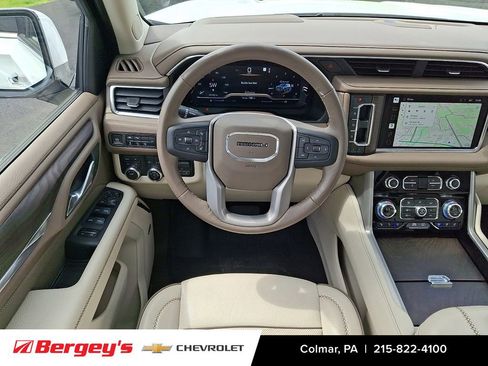 Certified 2022 GMC Yukon XL Denali w/ Max Trailering Package image 16