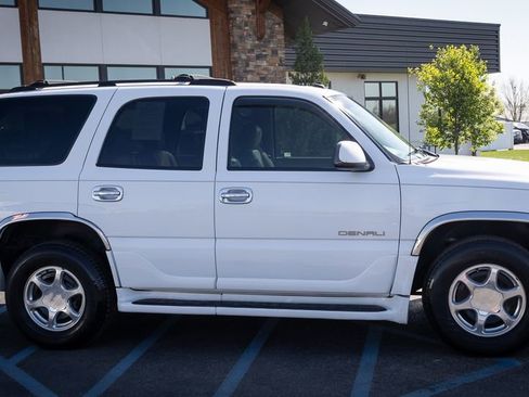 Used 2003 GMC Yukon Denali AWD/4WD image 24