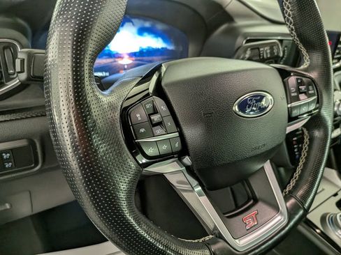 Used 2021 Ford Explorer ST w/ Equipment Group 401A AWD/4WD image 22