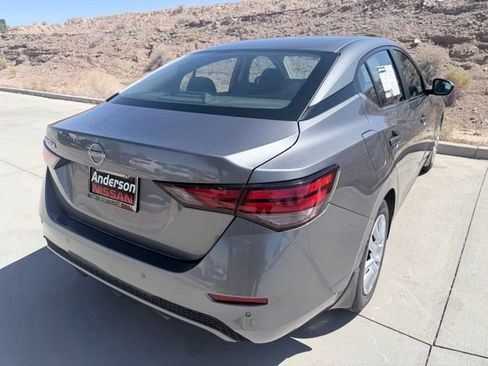 Used 2024 Nissan Sentra S image 8