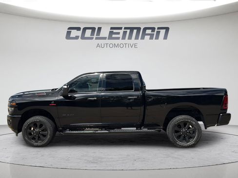 Used 2025 RAM 2500 Big Horn AWD/4WD image 2