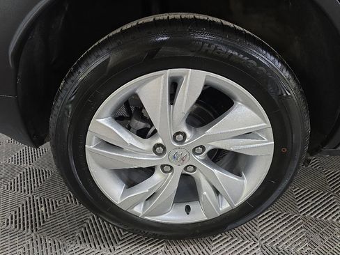 Used 2024 Buick Encore GX Preferred AWD/4WD image 13