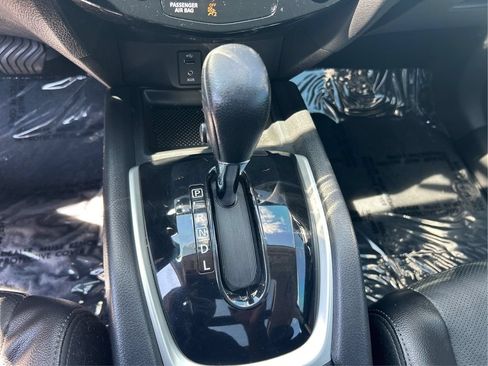 Used 2016 Nissan Rogue SL w/ SL Premium Package FWD image 49