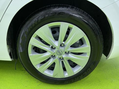 Used 2024 Nissan Sentra S image 14