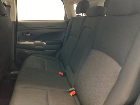 Used 2020 Mitsubishi Outlander Sport SE FWD image 18