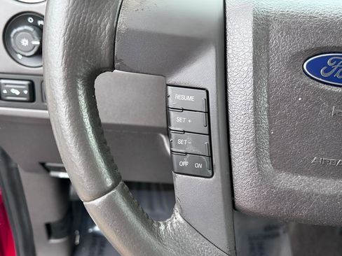 Used 2010 Ford F150 XLT image 14