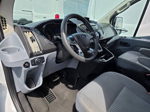 Used 2019 Ford Transit 350 XLT RWD image 18