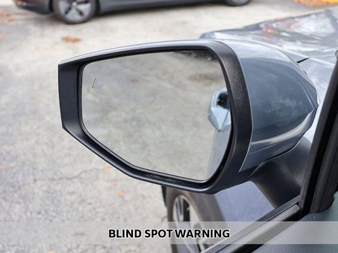 Used 2025 Kia Sportage EX image 4