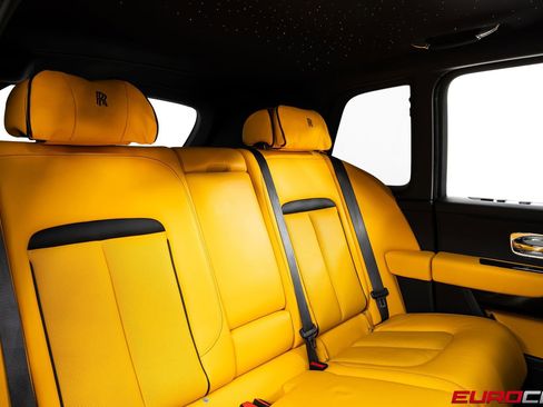 Used 2023 Rolls-Royce Cullinan AWD/4WD image 39