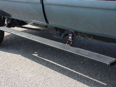 Used 2011 GMC Sierra 2500 Denali image 6