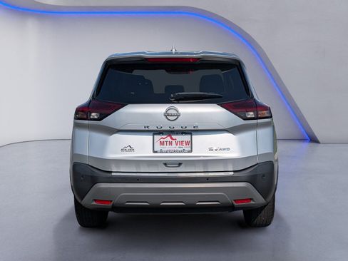 Used 2023 Nissan Rogue SV AWD/4WD image 8