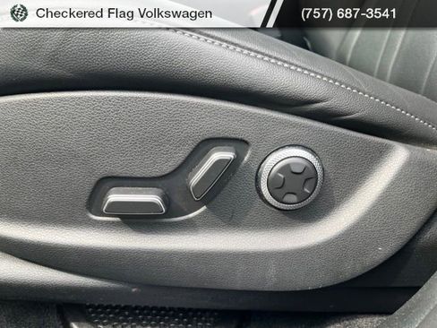 Used 2025 Genesis GV80 2.5T Standard AWD/4WD image 23
