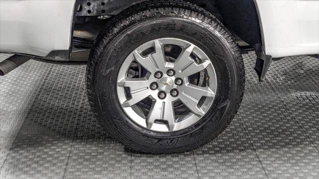 Used 2022 Chevrolet Colorado LT w/ Fleet Safety Package RWD image 27