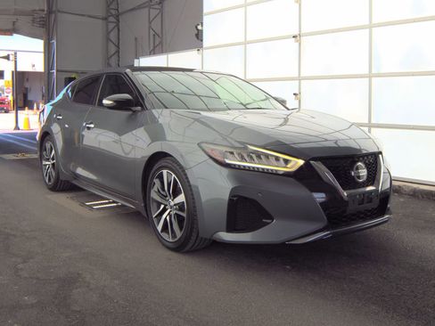 Used 2019 Nissan Maxima 3.5 SL w/ Floor Mat Group image 2