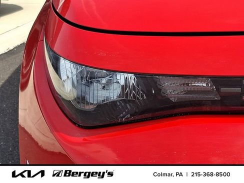 Used 2023 Kia Soul LX w/ LX Technology Package image 10