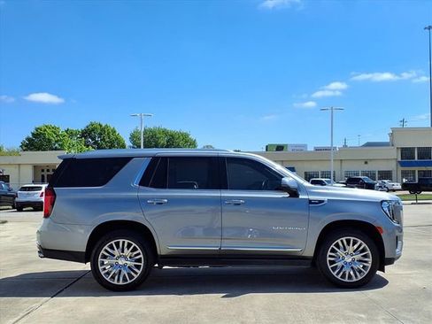 Used 2023 GMC Yukon Denali image 16