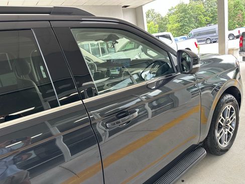 Certified 2025 Ford Expedition Active AWD/4WD image 8