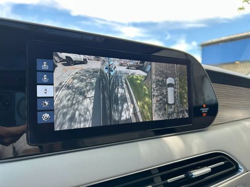 Used 2021 Hyundai Palisade Limited w/ Winter Package AWD/4WD image 30
