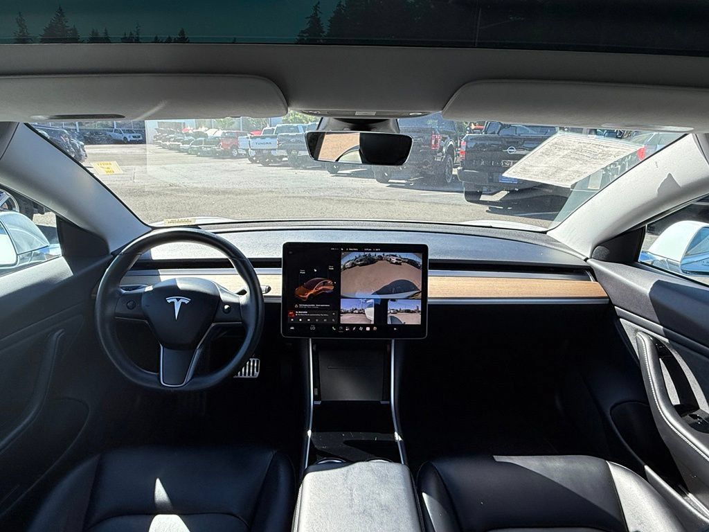 Used 2019 Tesla Model 3 AWD/4WD image 13