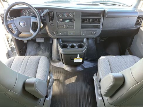 New 2025 GMC Savana 2500 Extended w/ Driver Convenience Package image 20