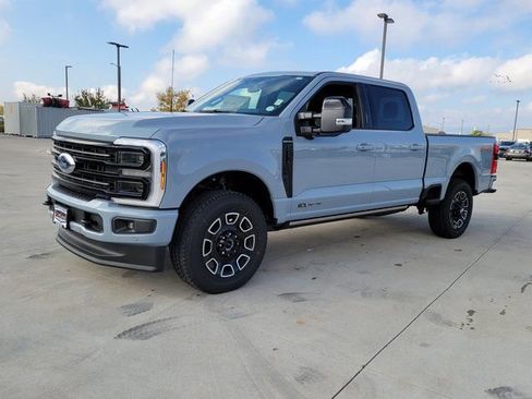 New 2026 Ford F250 Platinum image 4