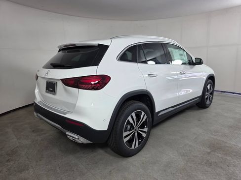 New 2026 Mercedes-Benz GLA 250 image 4