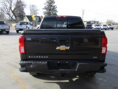 Used 2016 Chevrolet Silverado 1500 LTZ Z71 w/ LTZ Plus Package image 5