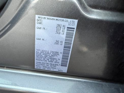 Used 2024 Nissan Altima 2.5 SV image 29